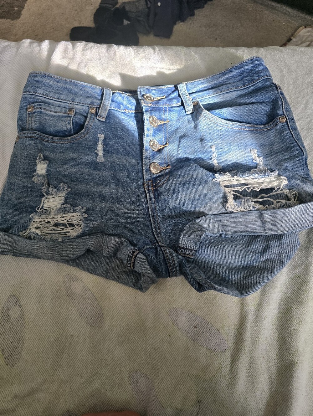 Almost Famous Size 5 Blue Button Front Shorts